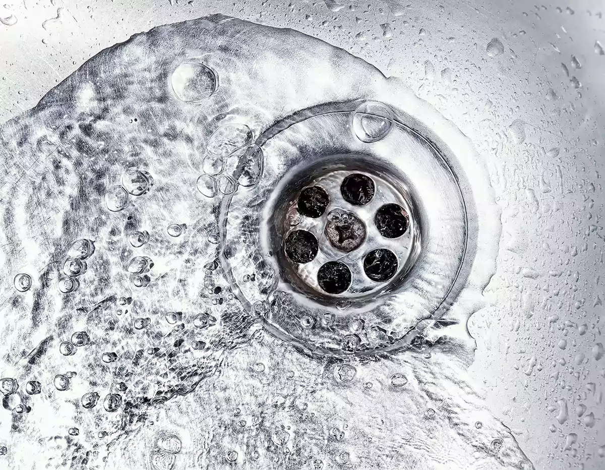 Water Draning in sink